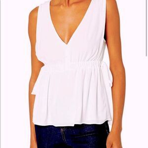 BCBGMAXAZRIA white top